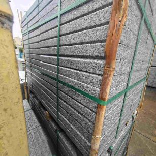 上饶芝麻白楼梯踏步室外